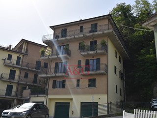 Appartamento in Vendita a Amandola, 180'000&euro;, 165 m²