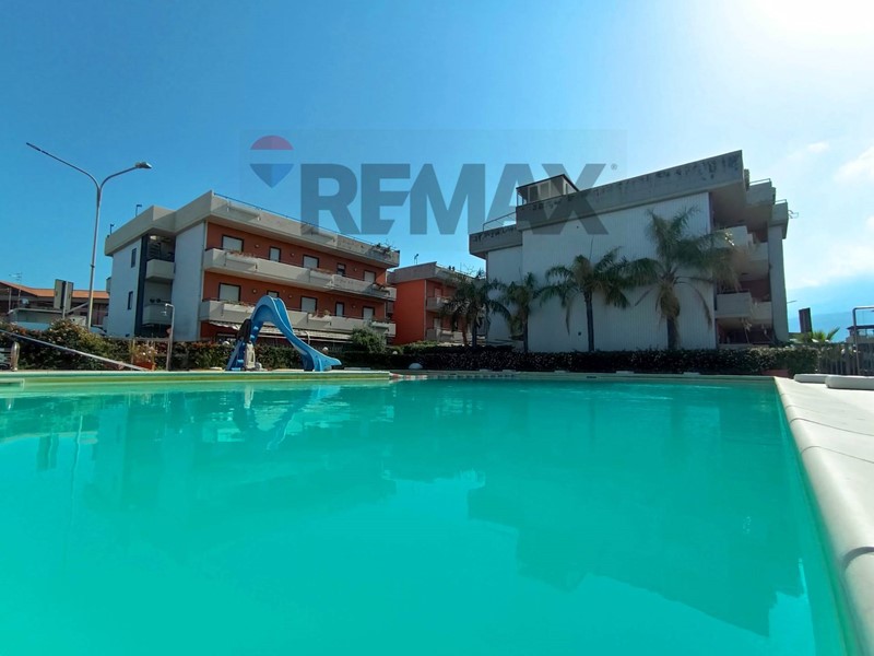 Trilocale in Vendita a Mascali, 195'000&euro;, 73 m²