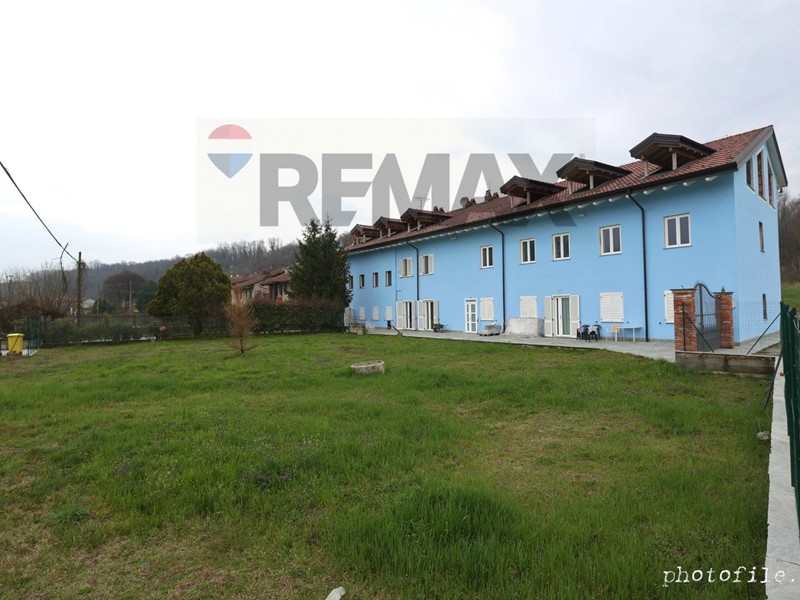 Bilocale in Vendita a Azeglio, 39'000&euro;, 35 m²