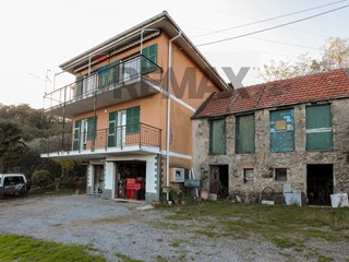 Appartamento in Vendita a Ceranesi, 130'000&euro;, 85 m²