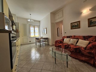 Trilocale in Vendita a Varazze, 2'400&euro;, 70 m², arredato