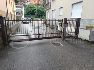 Bilocale in Vendita a Vergiate, 90'000&euro;, 69 m²