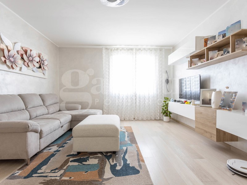 Trilocale in Vendita a Pordenone, 249'000&euro;, 115 m², con Box