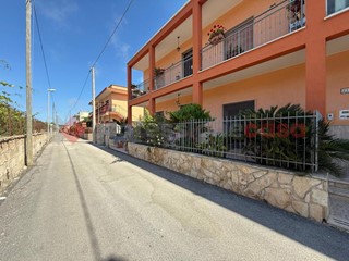 Quadrilocale in Vendita a Taranto, 145'000&euro;, 110 m²