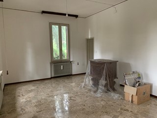 Appartamento in Affitto a Reggio Emilia, zona Ospedale, 900&euro;, 105 m², con Box