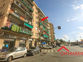 Appartamento in Affitto a Genova, zona Sestri Ponente, 700&euro;, 92 m², arredato