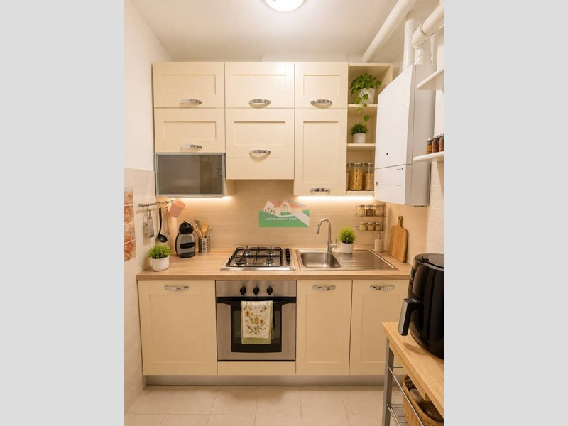 Trilocale in Vendita a Ravenna, 188'000&euro;, 55 m², arredato, con Box