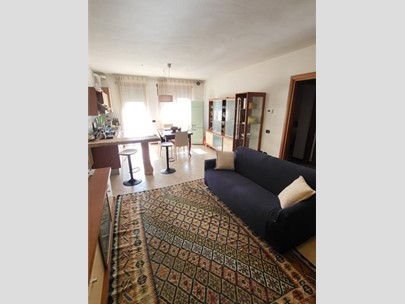 Appartamento in Affitto a Thiene, 750&euro;, 105 m²