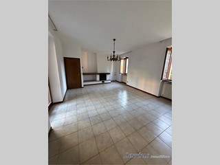 Quadrilocale in Vendita a Eupilio, 135'000&euro;, 100 m²