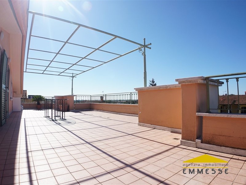 Appartamento in Vendita a Massa, 355'000&euro;, 120 m²