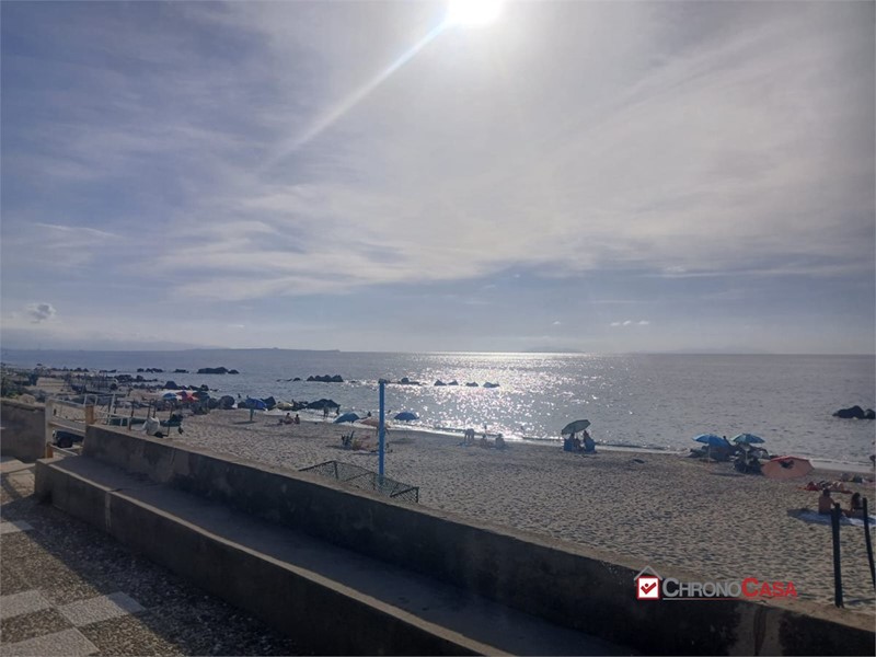 Trilocale in Vendita a Messina, 95'000&euro;, 75 m²
