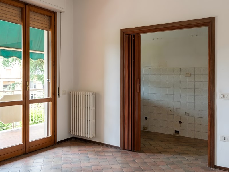 Quadrilocale in Vendita a Santa Croce sull'Arno, 130'000&euro;, 100 m², con Box