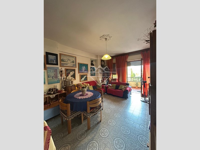 Appartamento in Vendita a Massa, 270'000&euro;, 108 m²