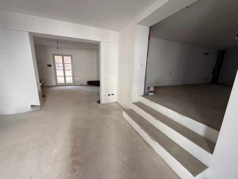 Appartamento in Vendita a Pontedera, 330'000&euro;, 140 m²
