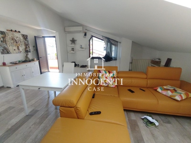 Quadrilocale in Vendita a Massa, zona Romagnano, 240'000&euro;, 85 m², arredato