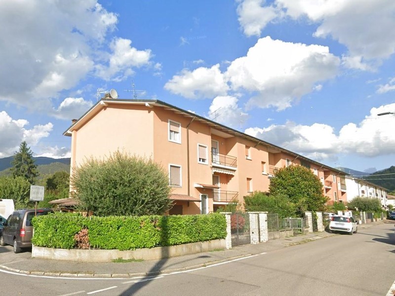 Appartamento in Vendita a Brescia, 145'500&euro;, 148 m², con Box