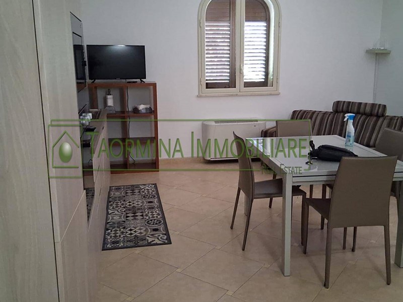Quadrilocale in Vendita a Taormina, 480'000&euro;, 95 m²
