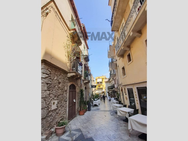 Trilocale in Vendita a Taormina, 360'000&euro;, 46 m²