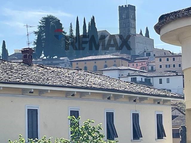 Appartamento in Vendita a Barga, 120'000&euro;, 155 m²