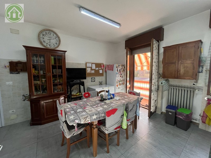 Appartamento in Vendita a Pavullo nel Frignano, 220'000&euro;, 120 m²