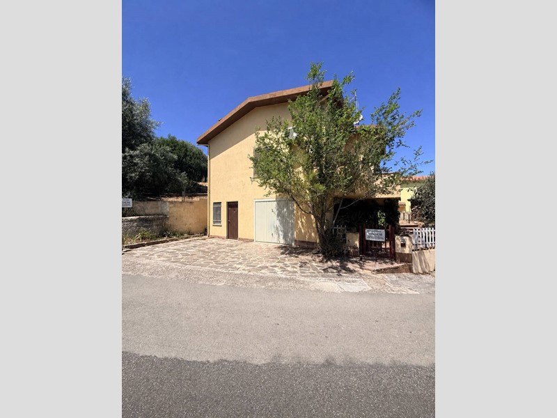 Appartamento in Vendita a Santa Maria Coghinas, 205'000&euro;, 121 m²