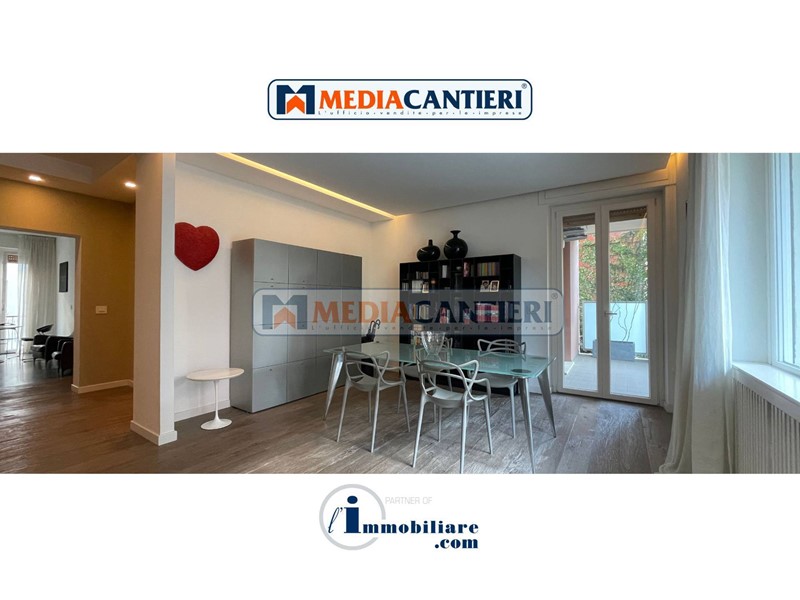 Appartamento in Vendita a Pescara, 345'000&euro;, 154 m²