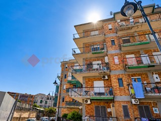 Quadrilocale in Vendita a Portici, 285'000&euro;, 126 m²