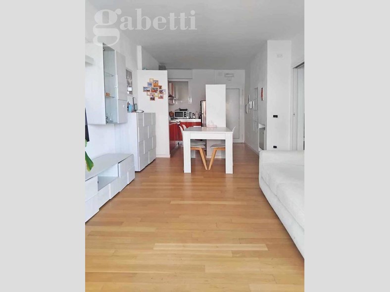 Trilocale in Vendita a Senigallia, 329'000&euro;, 55 m², arredato, con Box