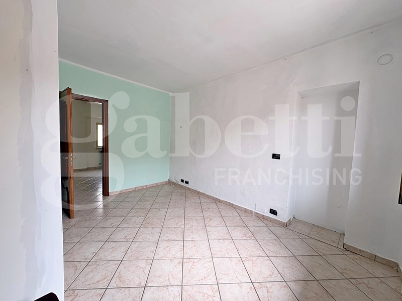 Quadrilocale in Vendita a Carmagnola, 89'000&euro;, 100 m²