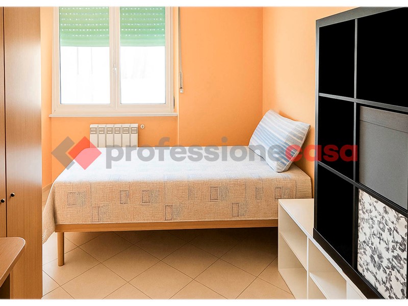 Quadrilocale in Affitto a Livorno, 700&euro;, 77 m²