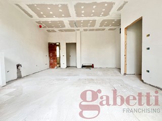 Trilocale in Vendita a Busto Arsizio, 170'000&euro;, 100 m², con Box