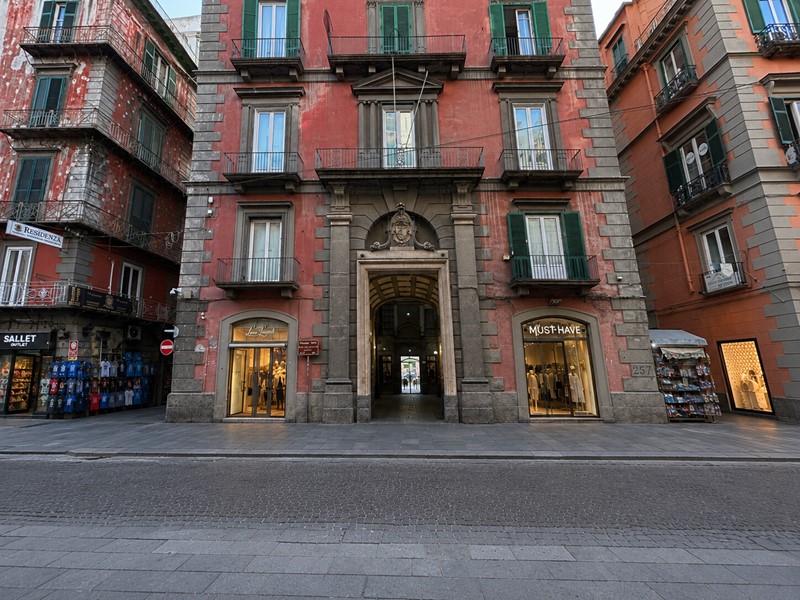 Bilocale in Affitto a Napoli, 1'200&euro;, 50 m²