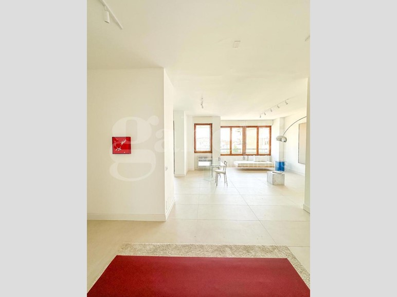 Trilocale in Vendita a Milano, 550'000&euro;, 105 m²