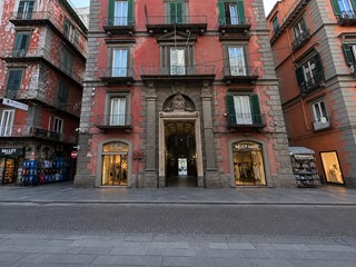 Quadrilocale in Affitto a Napoli, 2'400&euro;, 100 m²