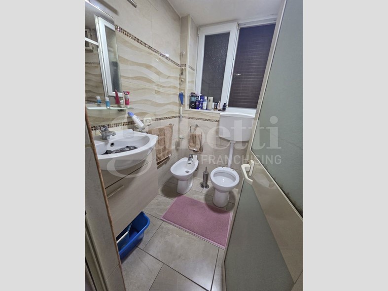 Bilocale in Vendita a Napoli, 85'000&euro;, 45 m²
