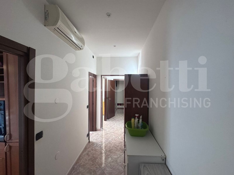 Bilocale in Affitto a Corsico, 950&euro;, 75 m², arredato