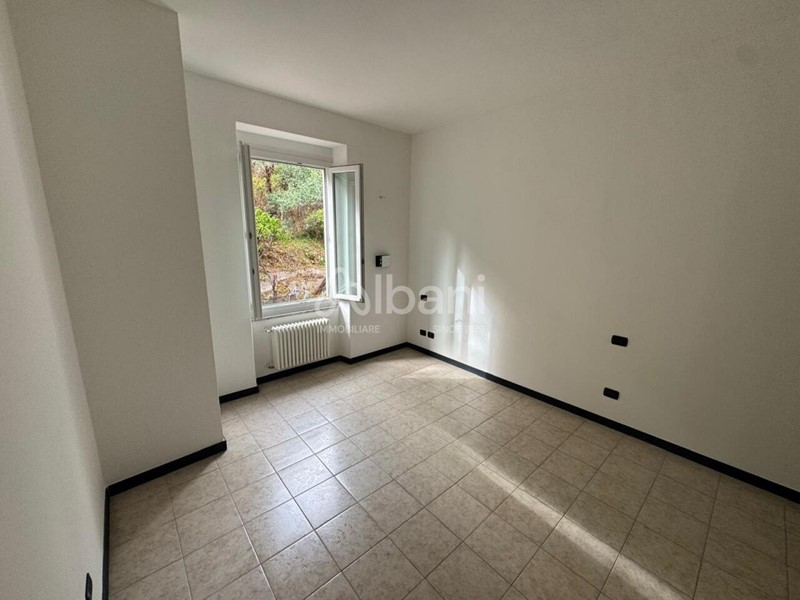 Trilocale in Vendita a Lerici, 285'000&euro;, 69 m²