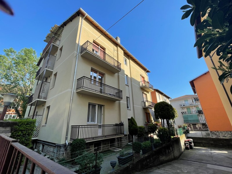 Trilocale in Vendita a Novara, 150'000&euro;, 100 m²