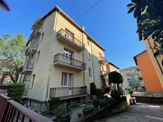 Trilocale in Vendita a Novara, 150'000&euro;, 100 m²