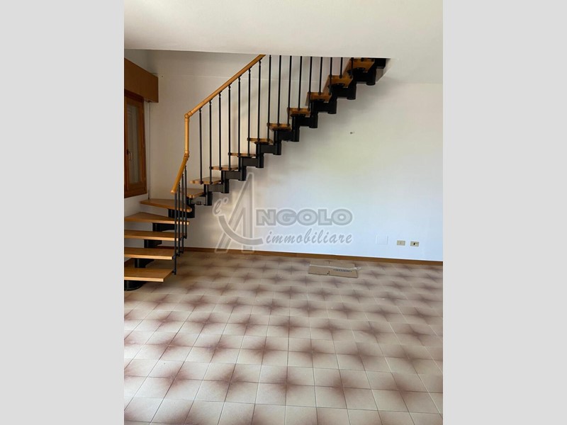 Quadrilocale in Affitto a Stienta, zona CENTRO, 380&euro;, 95 m²