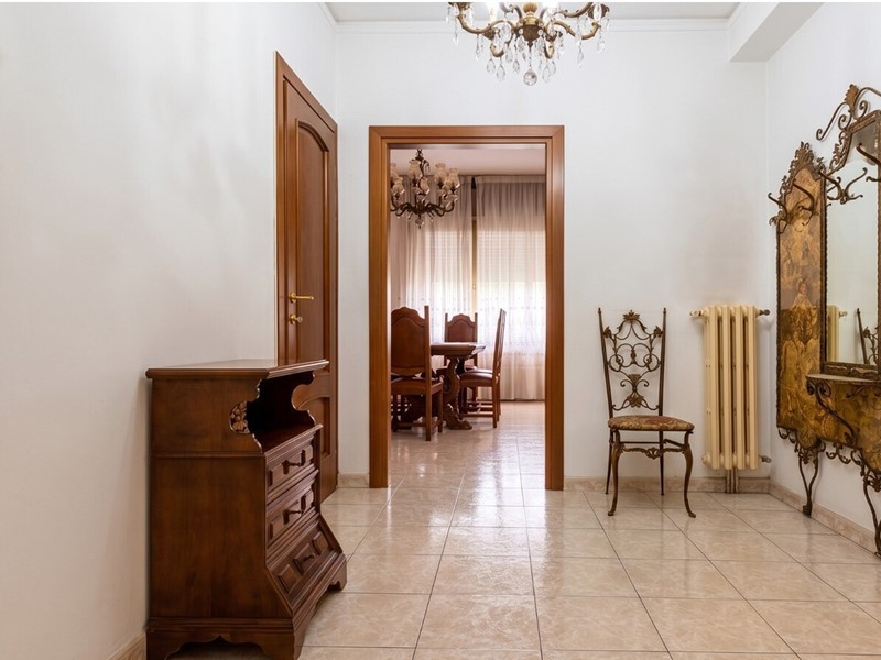 Appartamento in Vendita a Torino, 139'000&euro;, 104 m²