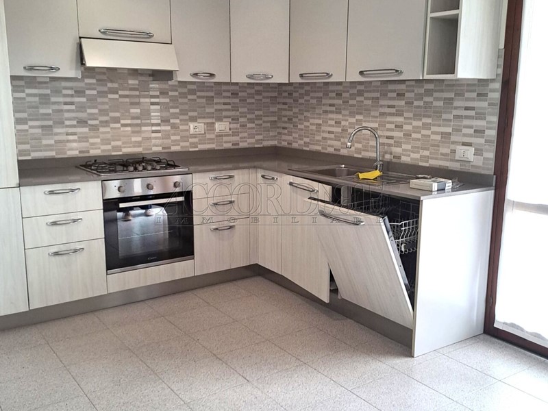 Quadrilocale in Vendita a Padova, zona Sacro Cuore, 164'000&euro;, 90 m², con Box