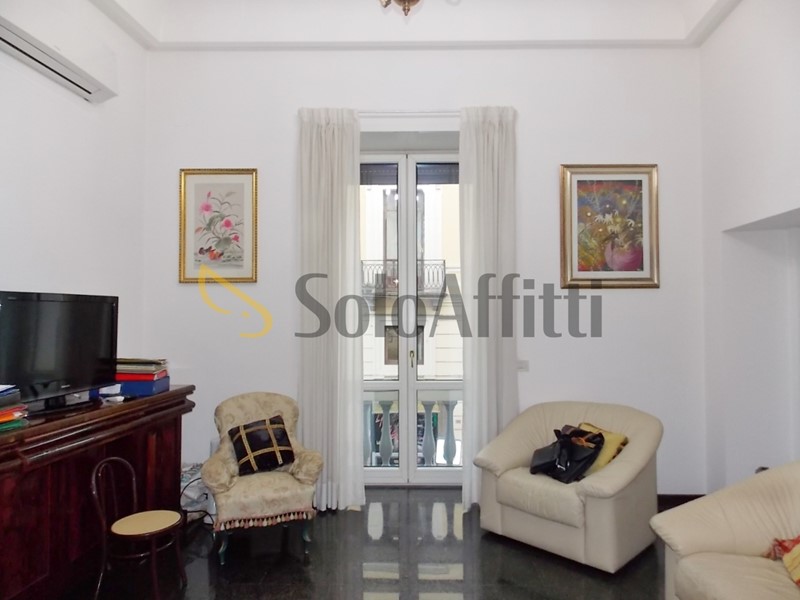 Trilocale in Affitto a Catanzaro, zona Centro storico, 600&euro;, 85 m², arredato