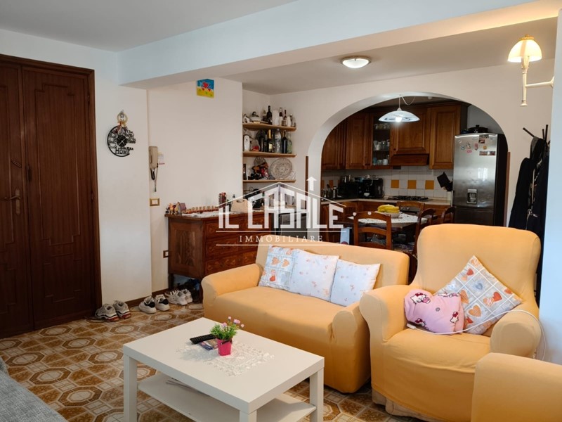 Trilocale in Vendita a Dicomano, 165'000&euro;, 83 m²