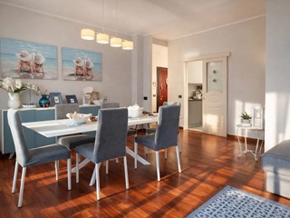 Appartamento in Vendita a Viareggio, 550'000&euro;, 114 m²