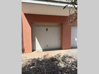 Trilocale in Vendita a Cascina, zona San Lorenzo alle Corti, 185'000&euro;, 66 m², con Box