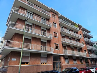 Appartamento in Affitto a Torino, 690&euro;, 110 m²
