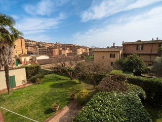 Appartamento in Vendita a Siena, 198'000&euro;, 85 m², arredato
