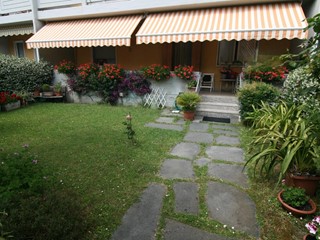 Trilocale in Vendita a Carrara, zona Marina di Carrara, 320'000&euro;, 85 m², arredato
