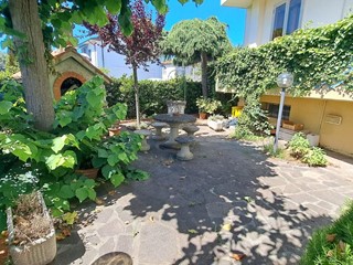 Appartamento in Vendita a Rosignano Marittimo, zona Rosignano Solvay, 320'000&euro;, 120 m², con Box